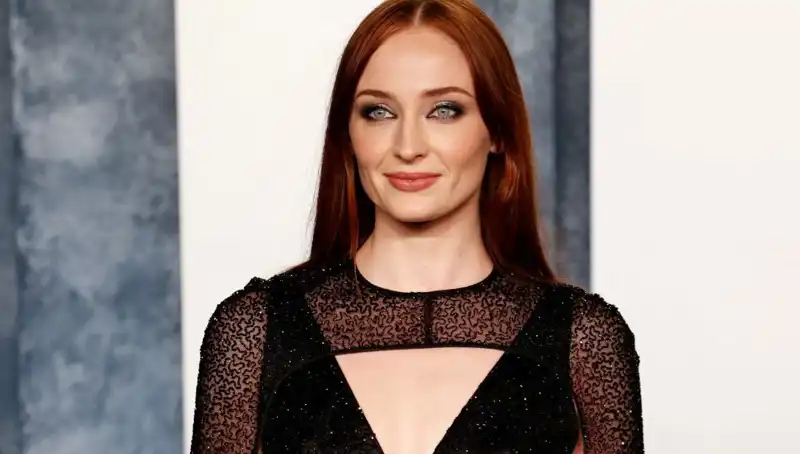 Sophie Turner’ı Kızdıran Yorum: Game of Thrones’un Akılda Kalıcı Anları