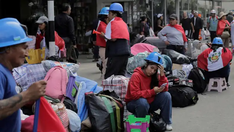 Peru'daki Madenciler Sokaklara Döküldü: Protestoların Nedeni Nedir?