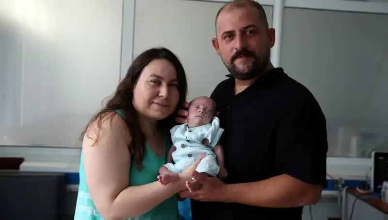800 Gramla Hayata Gelen Bebeğin İnanılmaz Mücadelesi