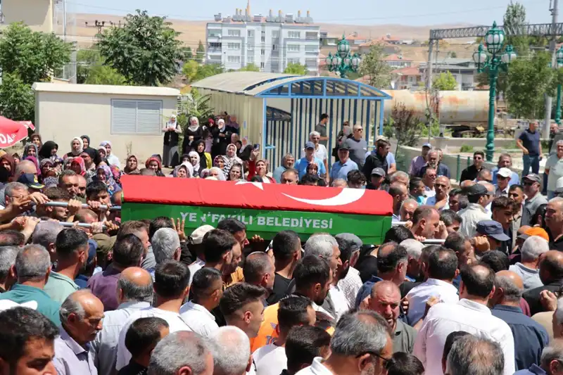 MHP'li Belediye Başkanı Vefat Etti, Son Yolculuğu İçin Uğurlandı