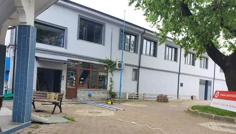 Tabela Takarken 3 Metre Yükseklikten Düşen Çalışanın Durumu Ağır!