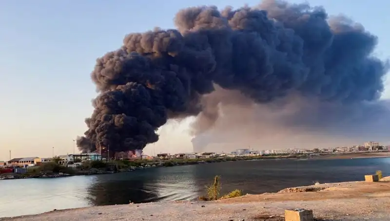 Port Sudan’da Şiddetli Patlamalar: Havalimanı ve Ordu Üssü Hedef Alındı