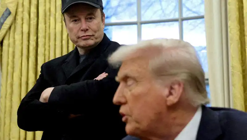 Elon Musk, Trump Kabinesinden Ayrıldı! Devam Eden Olayların Ardında Neler Var?