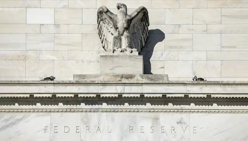 Fed Faiz Kararı Beklentileri: 2025 Mayıs Ayı İçin Neler Öngörülüyor?