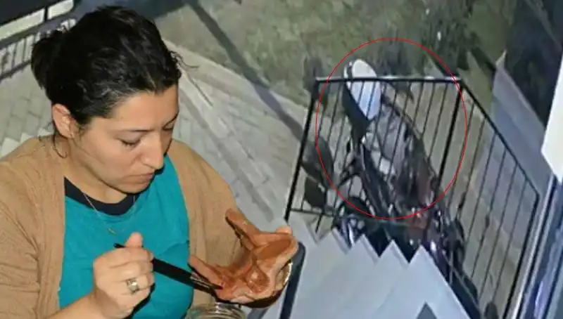 Genç Kadının 5. Kattan Düşüp Ölümü: Şüpheli Ayrıntılar Gündemi Sarstı