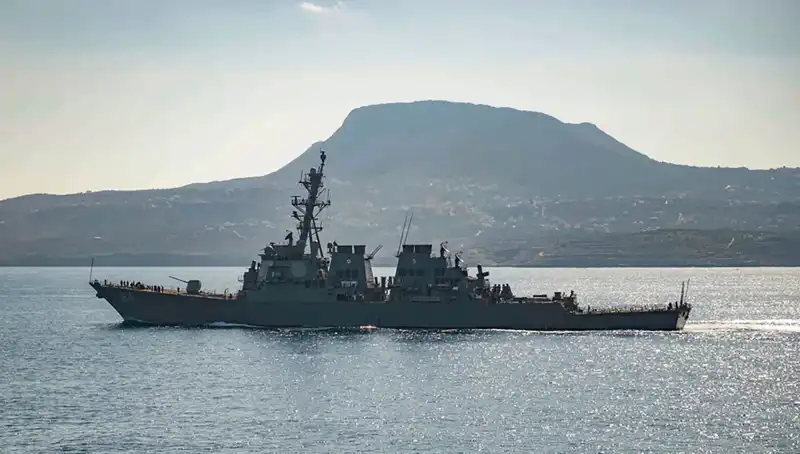 ABD'nin Yunanistan'daki Donanma Üssü İle Stratejik Hamlesi