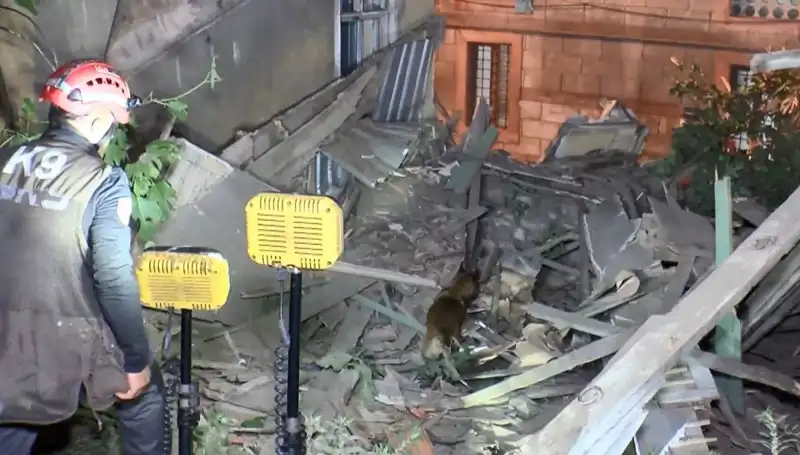 İstanbul’da Deprem Sonrası Çöken Bina: Olayın Ayrıntıları ve Sıfırdan Başlaşan Süreç