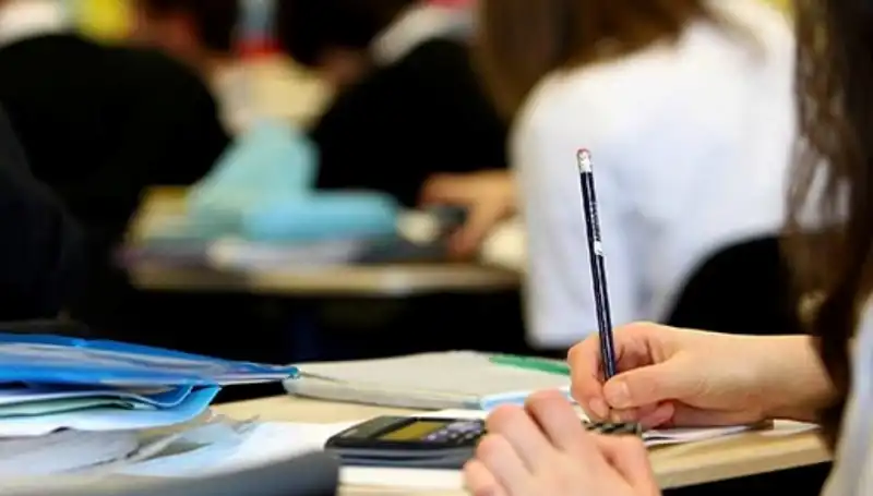 Üniversite Kontenjanlarındaki Düşüş: Eğitim SistemiYeni Yüzleşmelerle Karşı Karşıya