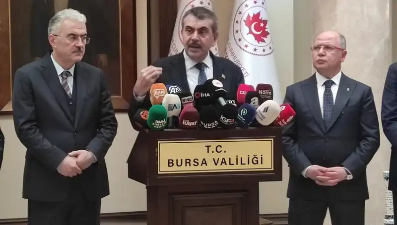 Protesto Mevsiminde Bakan Tekin’den Çalışanlara Yaptırım Uyarısı Geldi!