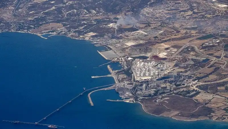 ABD Gemisi İsrail’e Silah Taşıyor: Limasol'da İlk Durağı Olacak