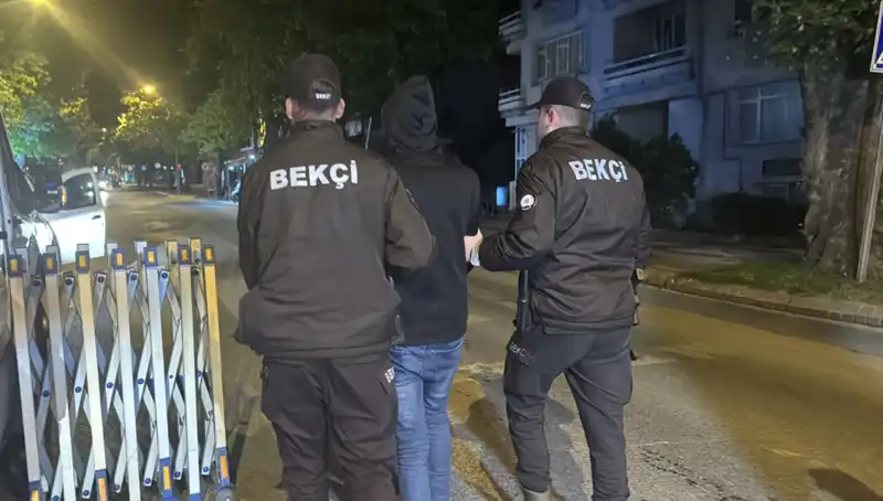 Düzensiz Göçmenler Edirne'de Yakalandı: Sınır Güvenliği Artırıldı!