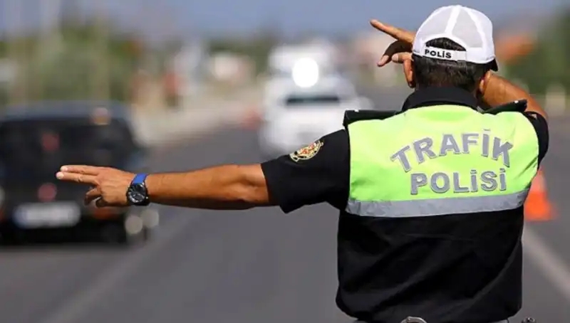 Isparta'da Yoğun Trafik Denetimi: Bin 593 Sürücüye Cezalar Kestirildi!