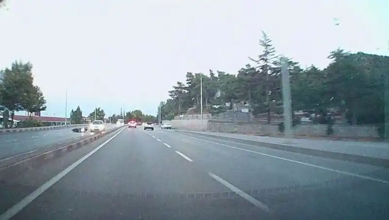 Otomobil ve Motosiklet Kaza Yaptı: 1 Kişi Hastaneye Kaldırıldı