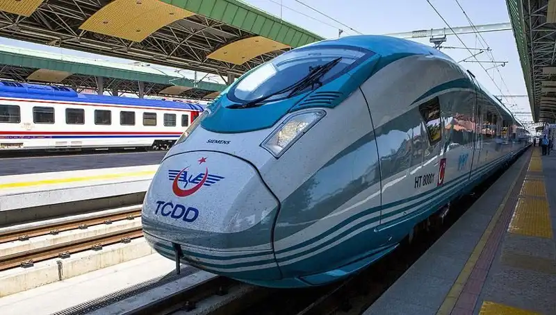 TCDD'den Büyük Fırsat: 140 Makinist Kursiyeri Alımı Başladı!
