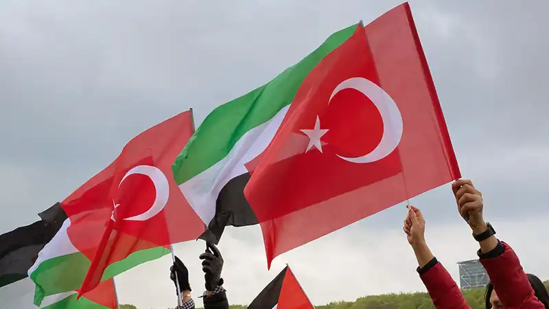 Dünya Çapında Gazze İçin Karşıt Sesler Yükseliyor