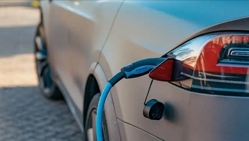 Elektrikli Araç Talebindeki Düşüş: Sebepleri ve Gelecek Beklentileri