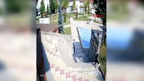 Kastamonu'da Muhtarın Uyardığı Kişi Tarafından Bıçaklanması Şok Etti