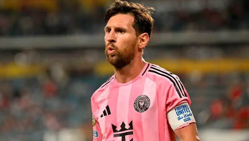 Messi'nin Beraberlikle Başladığı Maçta Heyecan Doruktaydı