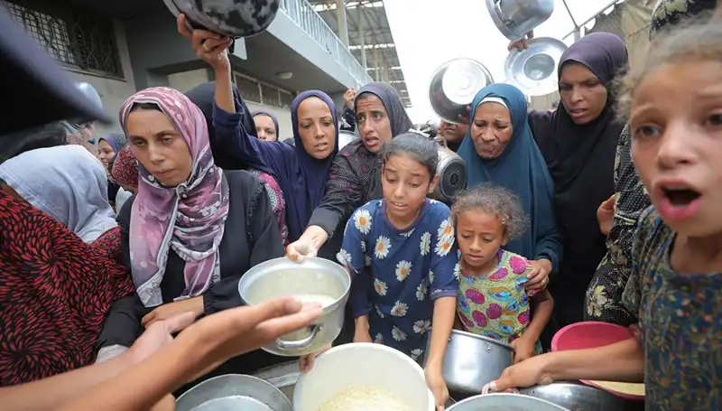Gazze'de Açlık Krizi: Ölüm Sayısı 222'ye Ulaştı, Dünya İzliyor