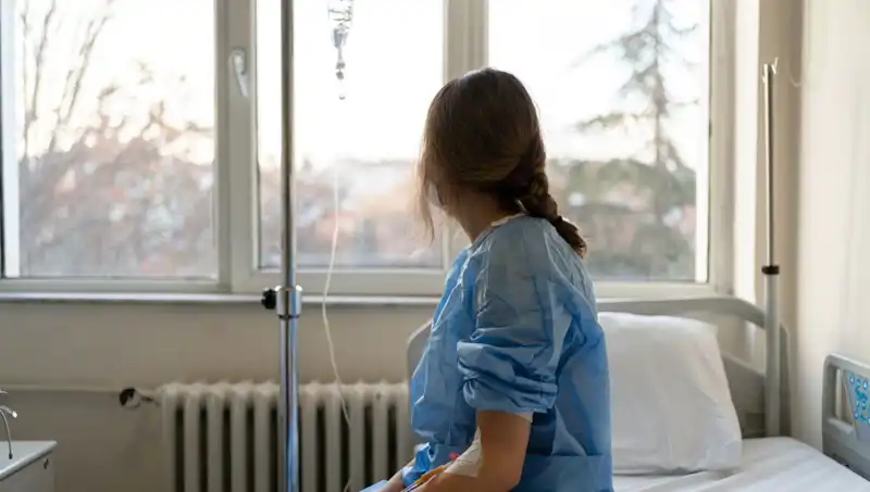 27 Yaşındaki Kadının Meme Kanseri Hikayesi: Doktorlar Ciddiye Almadı